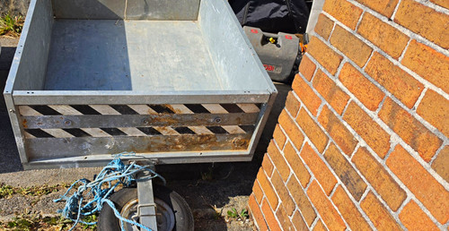 Tipping trailer 6 - tipping,