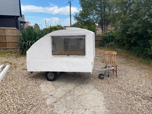 Teardrop trailer with - trailer:,