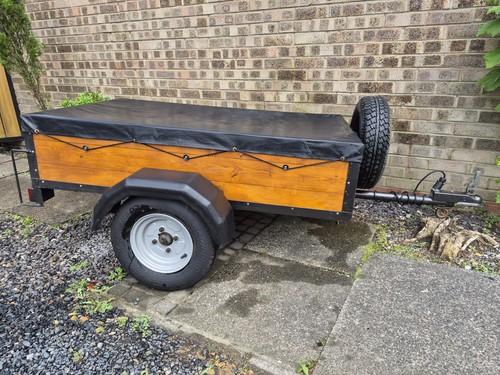 Trailer with waterproof - waterproof, cover