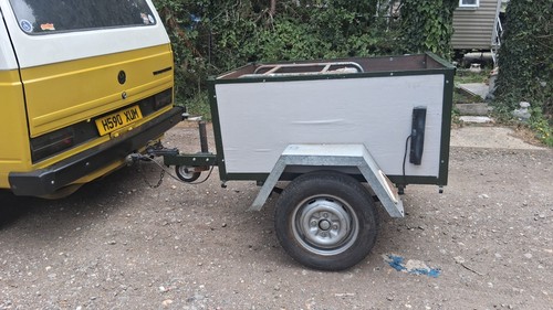 Good condition trailer - good,